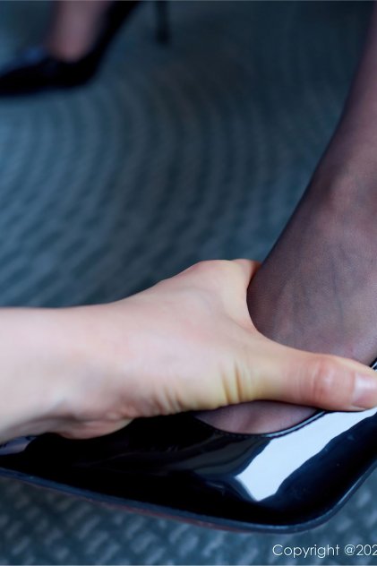 百合女女师生play黄肉黄